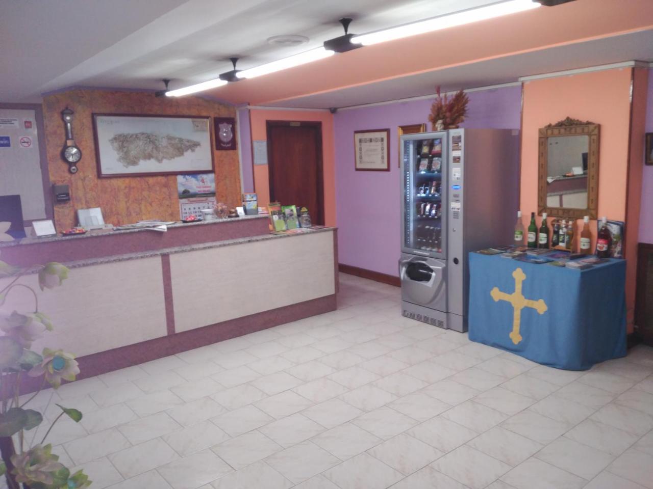 Hotel Vaqueros Langreo Exterior foto